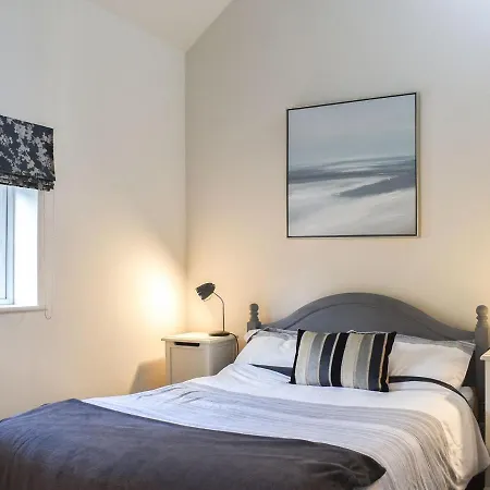 بيت للعطل Guards